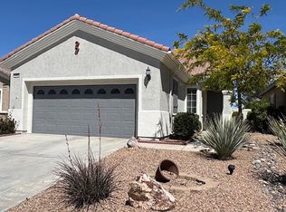 10485 Glen Oaks Ln, Apple Valley, CA 92308
