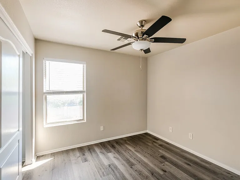 5023 W Ardmore Rd — Photo 13