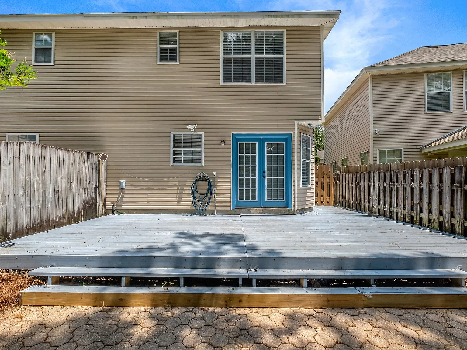 3 bed, 1467 sqft, $2,000 — Photo 3