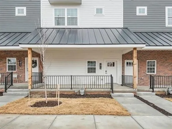 1913 S 7th St, Omaha, NE 68108