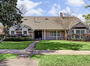 9902 Balmforth Ln, Houston, TX 77096