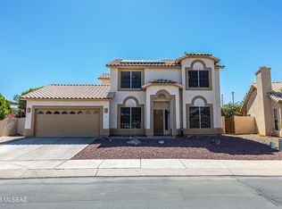 8893 N Willeta Dr, Tucson, AZ 85743