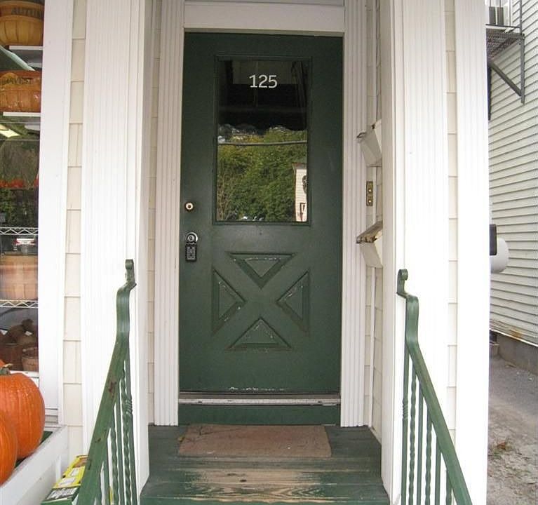 1st image of 123 Katonah Ave