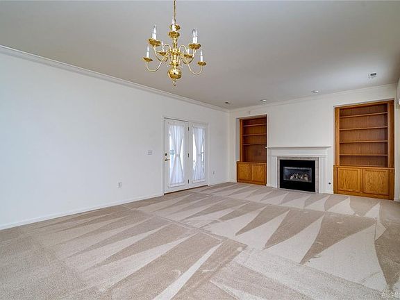 5th image of 2682 Cedarbrook Way