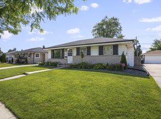 5657 S Illinois Ave, Cudahy, WI 53110