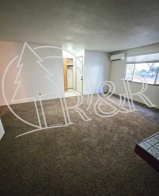 2 bed, 800 sqft, $1,550 — Photo 2
