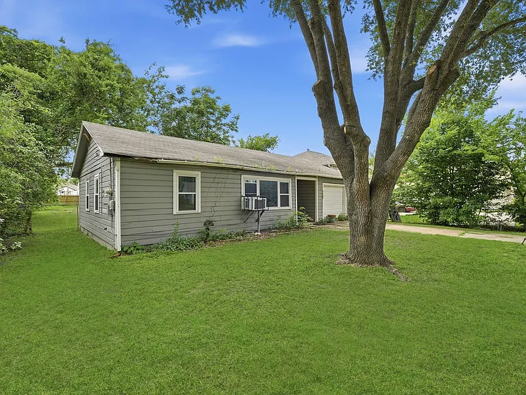 3909 Leffingwell St — Photo 3