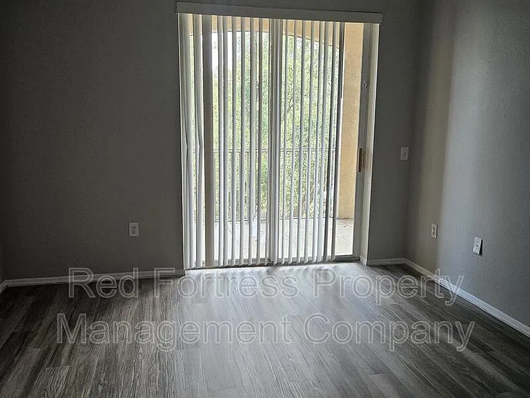 9005 Colby Dr #1920 — Photo 5