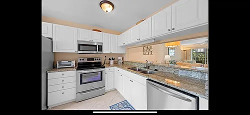 3072 Sandpiper Bay Cir #202 Photo 1