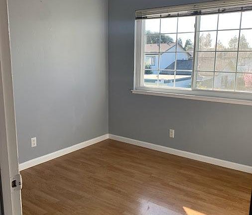 4th image of 4417 Viejo Way