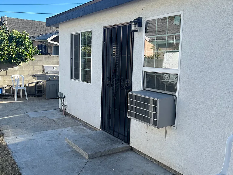11645 Ramona Ave #B — Photo 1