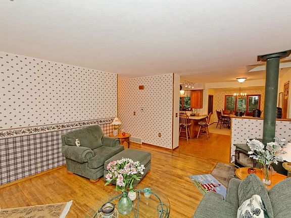 3rd image of 3 Birchwood Ct
