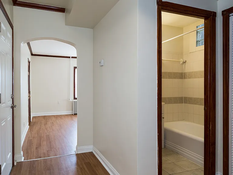 1715 Capitol Ave NE #3 — Photo 9