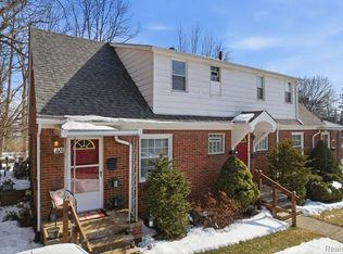 224 Chandler St, Romeo, MI 48065