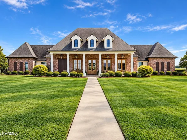 433 Langlinais Rd, Broussard, LA 70592