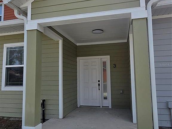 4th image of 1601 NW 29th Rd Unit 3