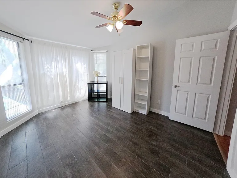 1881 Bering Dr #6 — Photo 28