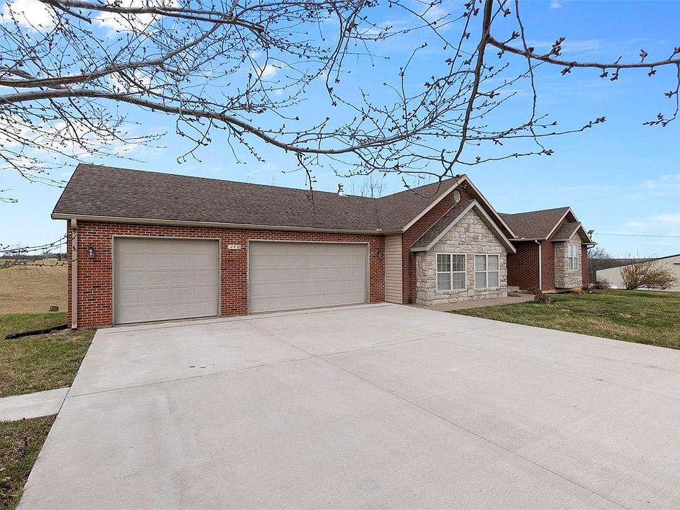 1st image of 273 Courtney Dr