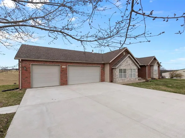 273 Courtney Dr, Altenburg, MO 63732