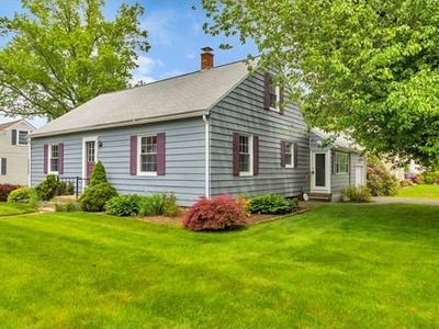 10 Taylor Ave, East Longmeadow, MA, 01028
