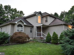 2 Gaskill Rd, Mount Laurel, NJ 08054