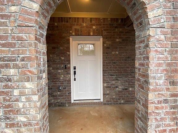 2nd image of 2365 Annandale Ln