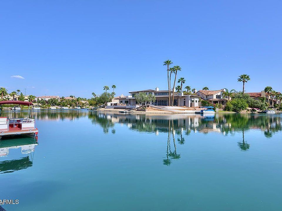 1st image of 9907 E Island Cir