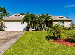 3610 NE 14th Pl, Cape Coral, FL 33909