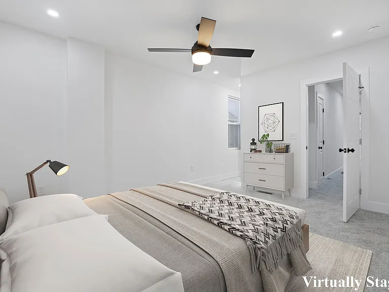 272 S 22nd St #272 — Photo 4