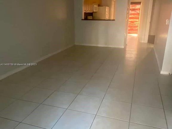 4th image of 2930 SE 13th Ave Unit 103-52