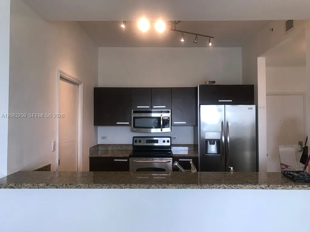 Nordica Condo — Photo 3