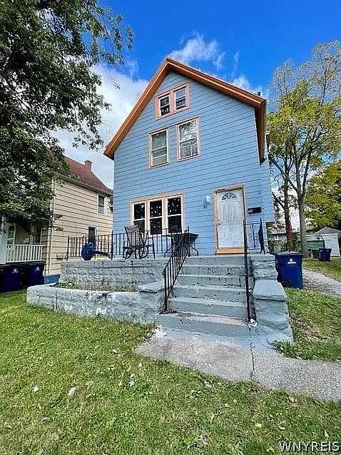 1st image of 40 Lisbon Ave