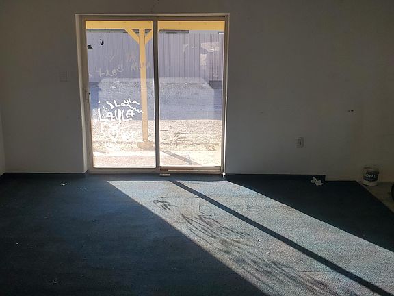 4th image of 151 D St