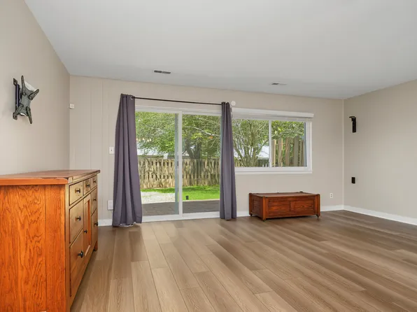 220 Elizabeth St APT D9, Chapel Hill, NC 27514