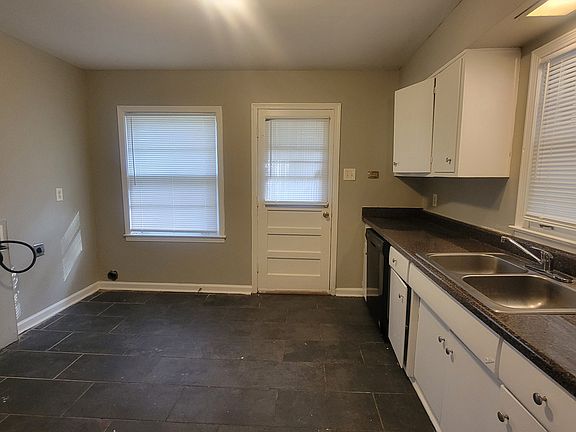 3075 Edgeware 11_10152024