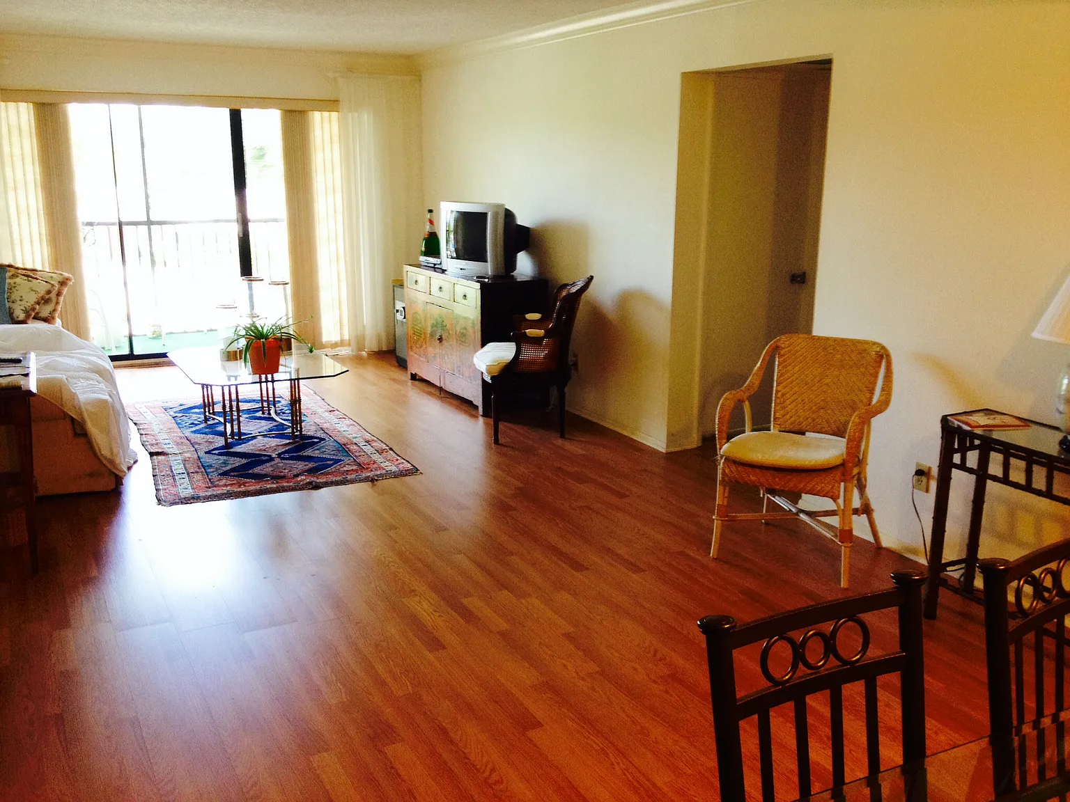 2 bed, 1178 sqft, $1,700 — Photo 3