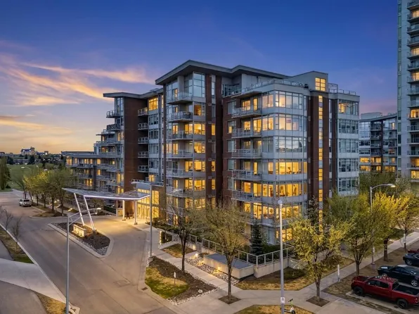 2612 109th St NW #808, Edmonton, AB T6J 3T1