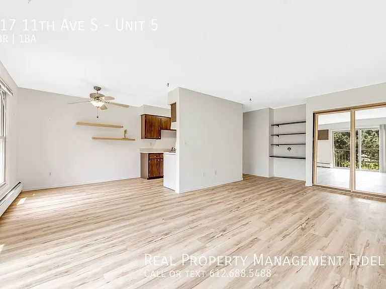 917 11th Ave S #5 — Photo 2