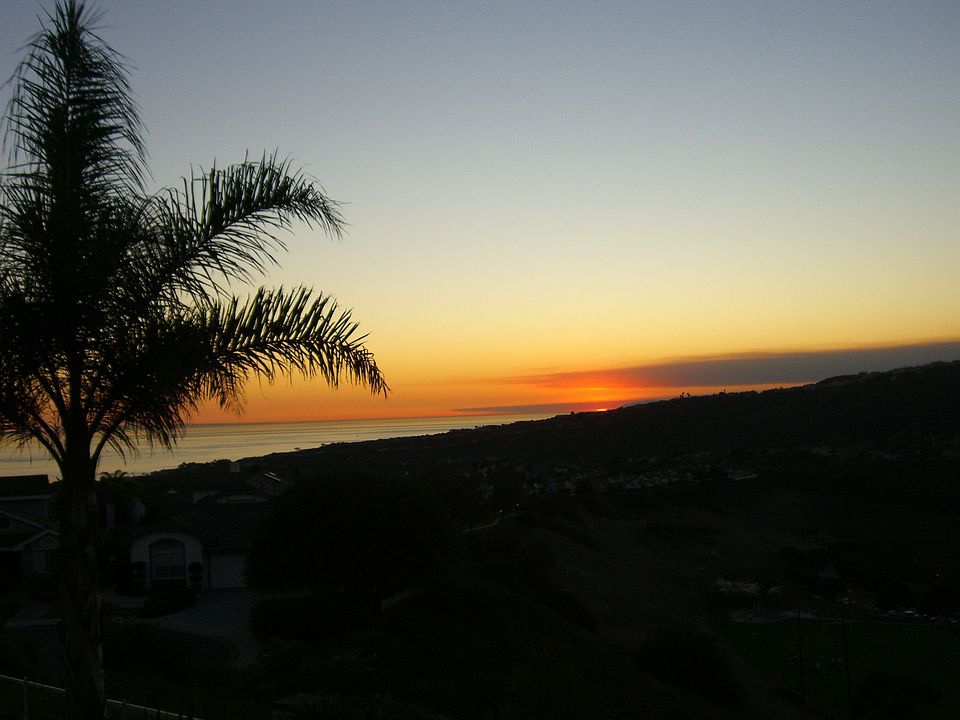 Sunset view over ocean1