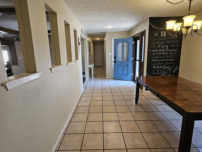 2402 Emerson Ct — Photo 25