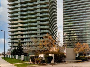 5500 Yonge St #1605, Toronto, ON M2N 7L1