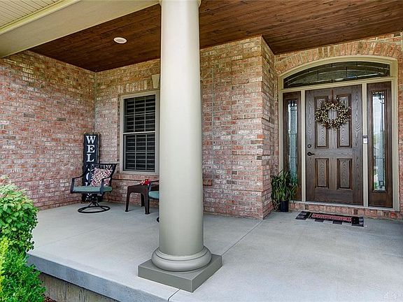 5th image of 1060 Windmill Ct