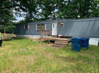 2506 Blueberry Ln, Gladwin, MI 48624