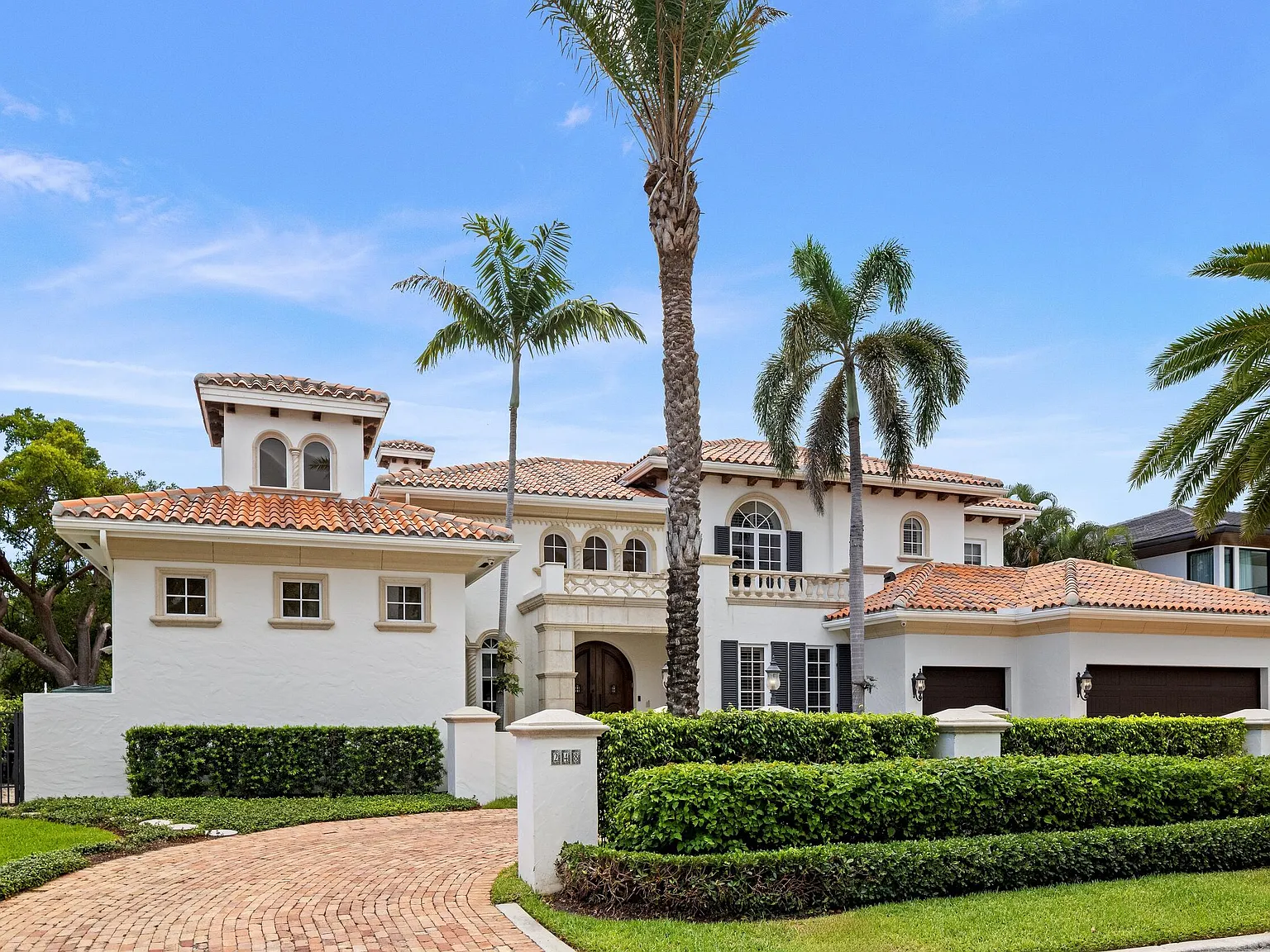 6 bed, 6.5 bath, 6524 sqft, $29,750 — Photo 3