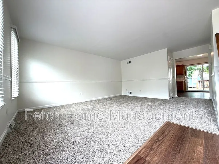 55 Beech Ln — Photo 15