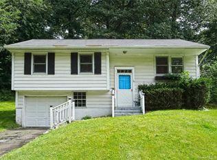 34 Evening Star Dr, Seymour, CT 06483