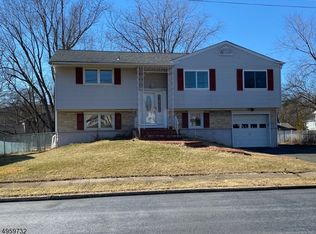 4 Grant Ct, Flanders, NJ 07836
