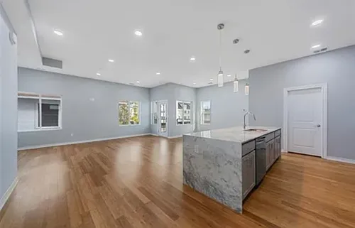 4633 Virginia Ave #101 Photo 1