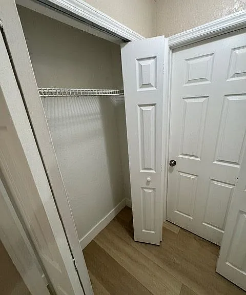 310 Greenwich Ct #310 — Photo 11