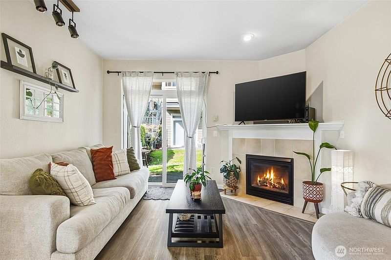 3rd image of 1500 S 18th Street #S101